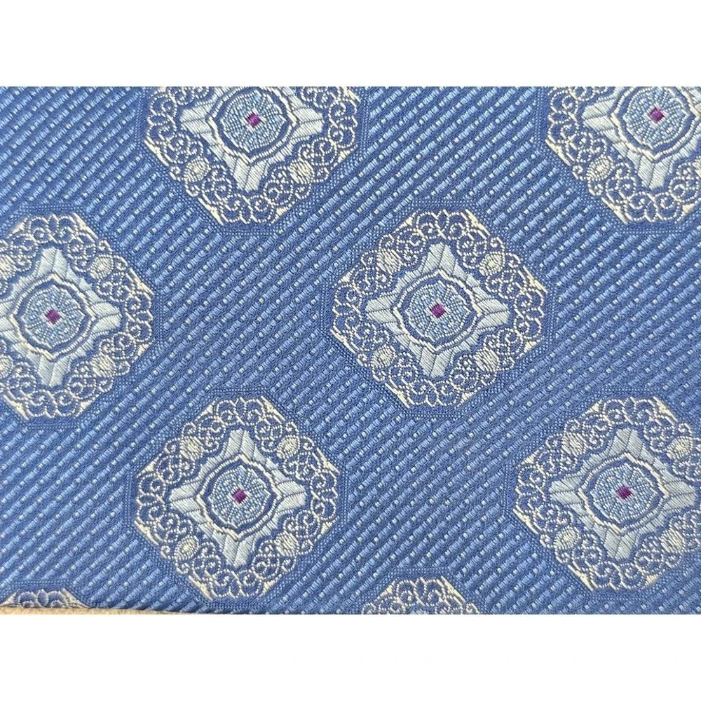 John Nordstrom Mens Tie Blue Silk Geometric Medallion Made in Italy